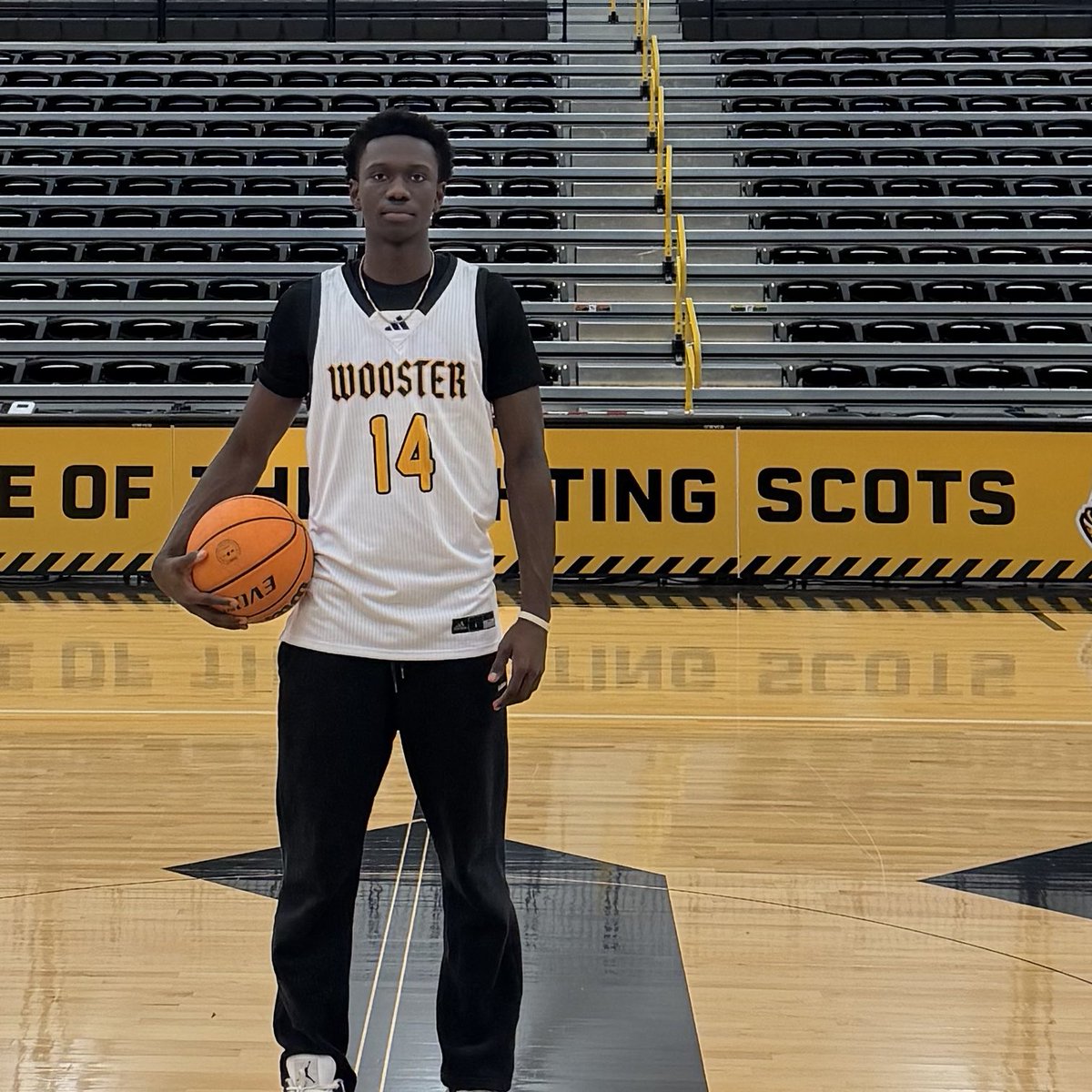 seckLimamou10's tweet photo. After a great visit I m blessed to receive an offer from Wooster college thank you Coach Stevens and Coach Cline for the opportunity https://t.co/B74iM4jqjS