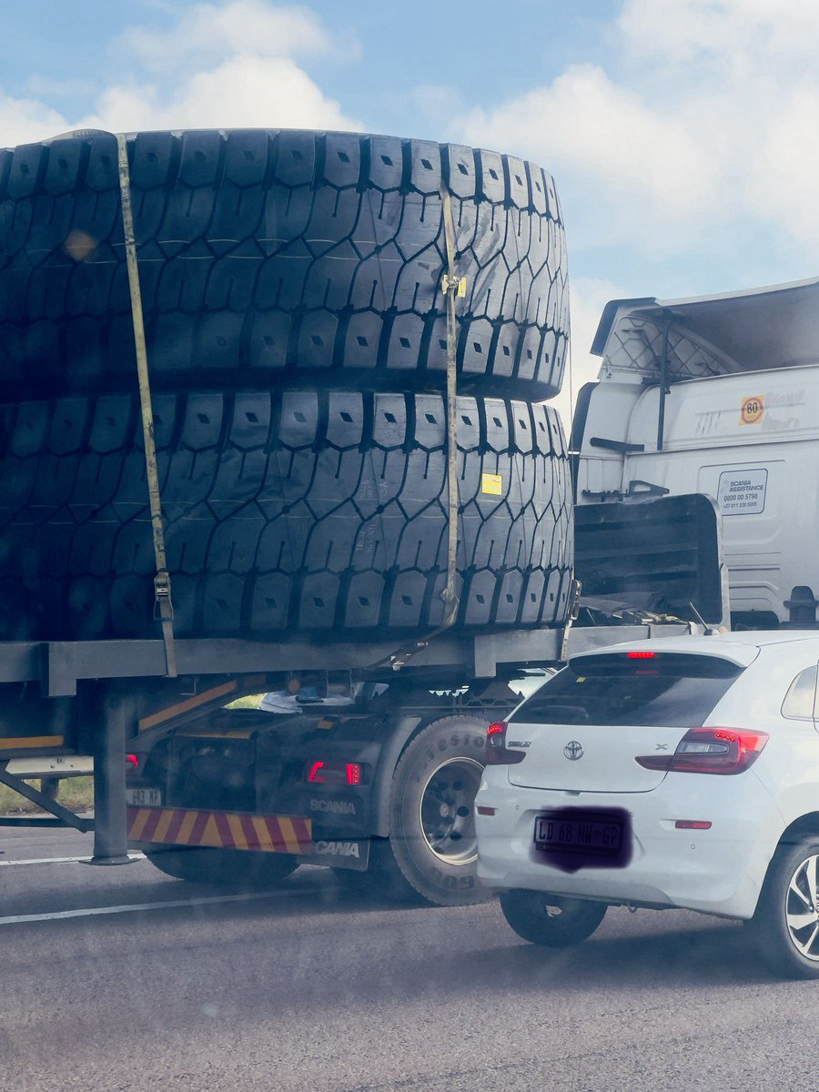 Never look back, Nothing ever changes there tweet media