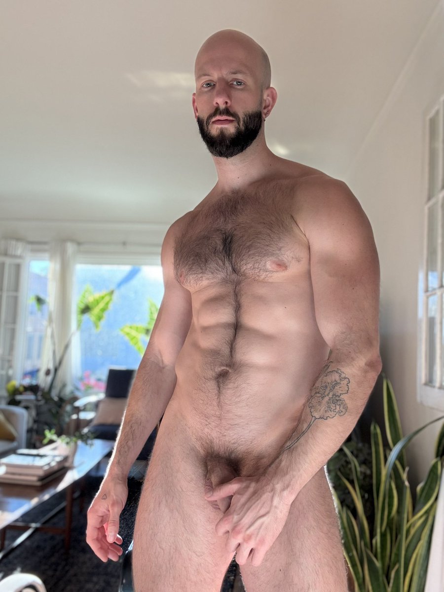 Emil ‿̈ tweet media