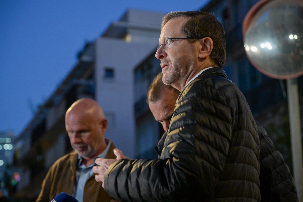 Eylon Levy tweet media