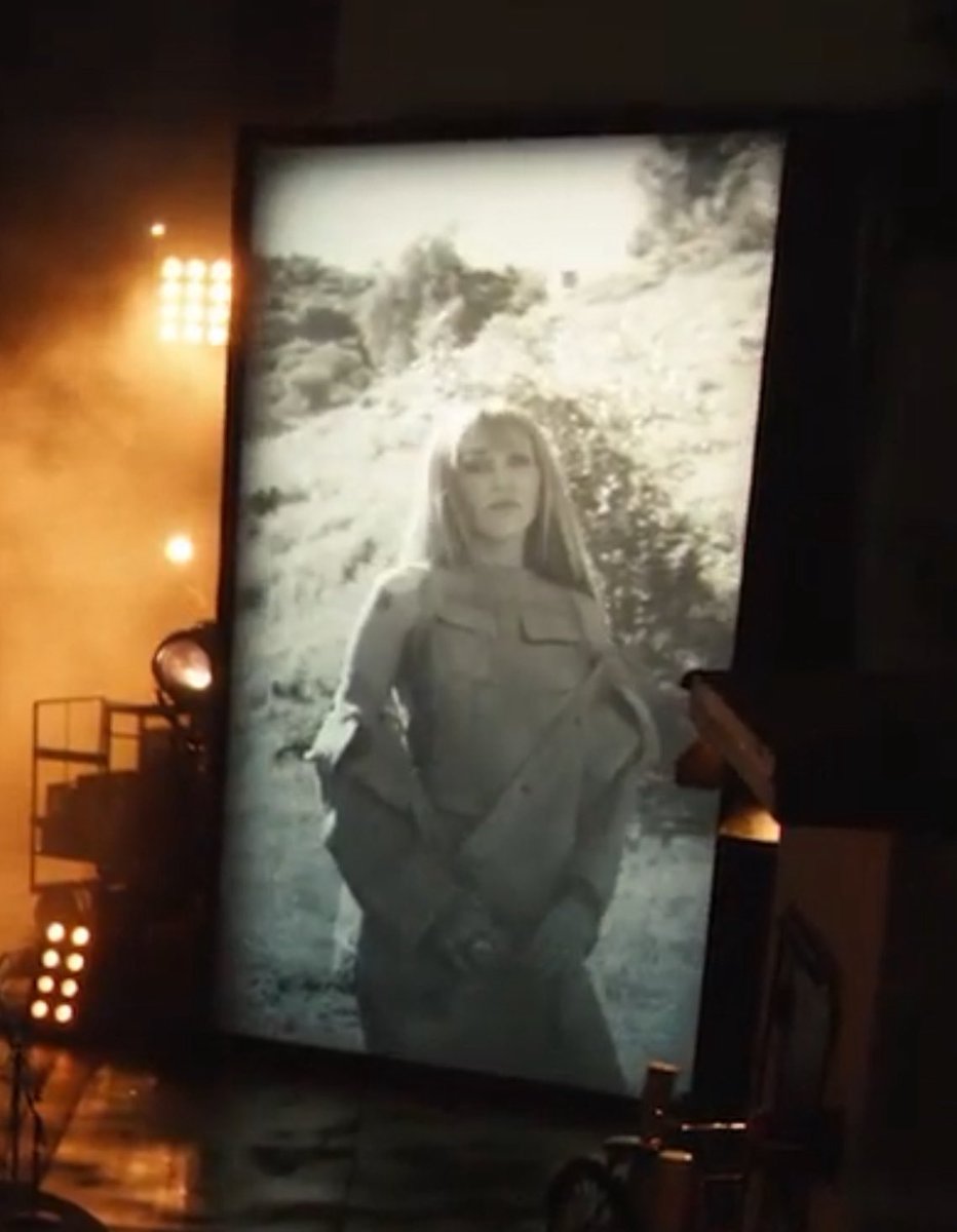 Miley Base tweet media