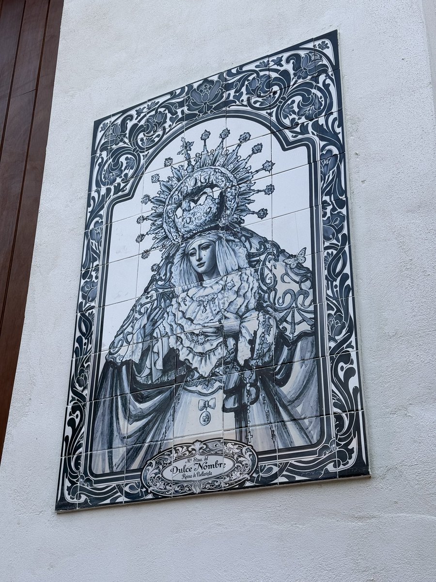 Hermandad del Dulce Nombre de María tweet media