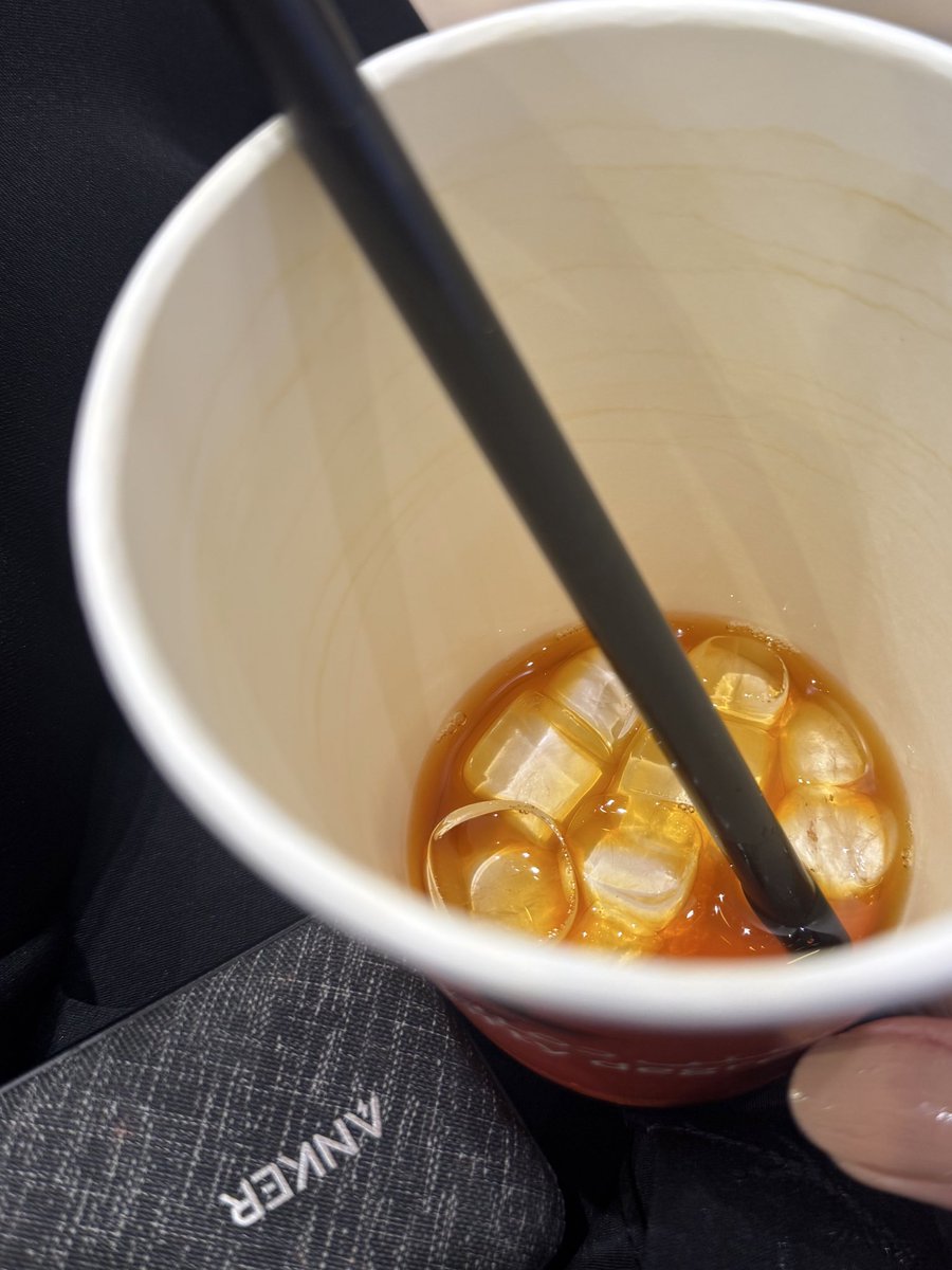 ビーブ tweet media