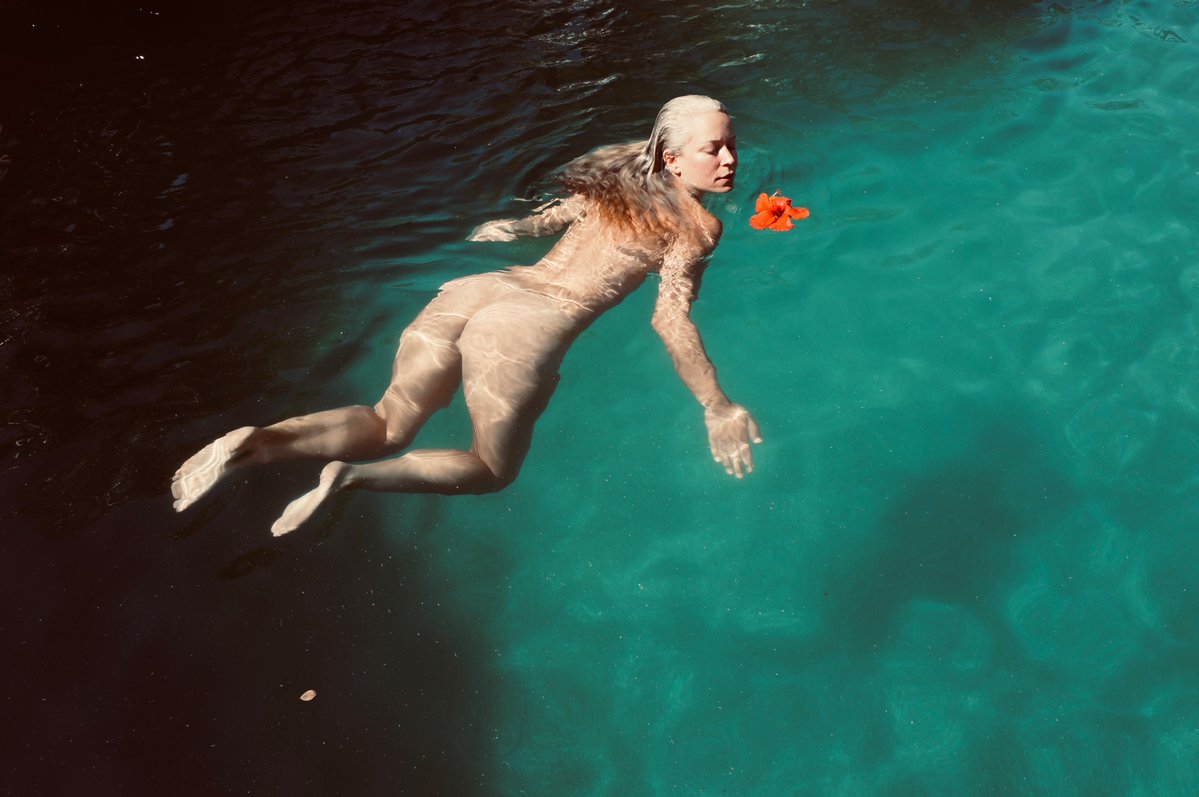 Luminous Dark ⚡ tweet media