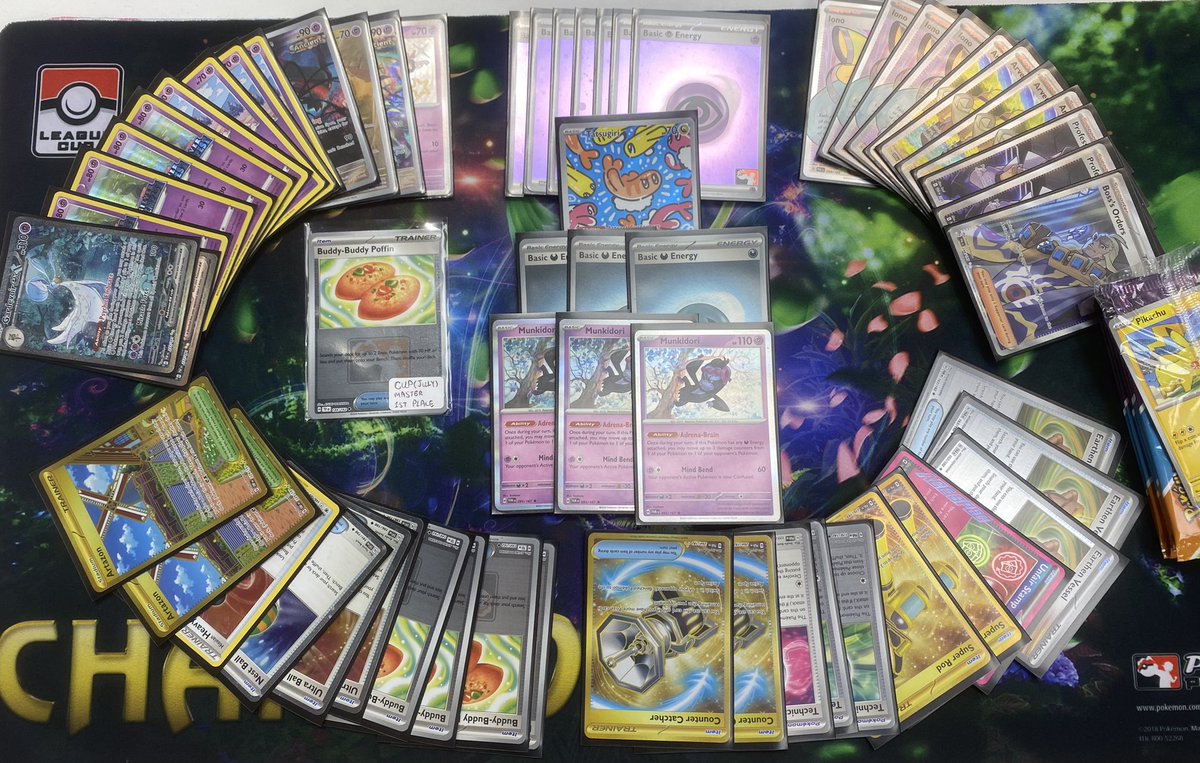 やきへん tweet media