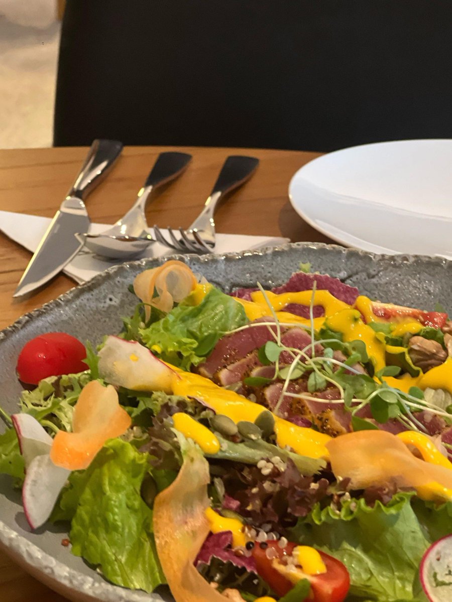 Илюша Олегович tweet media