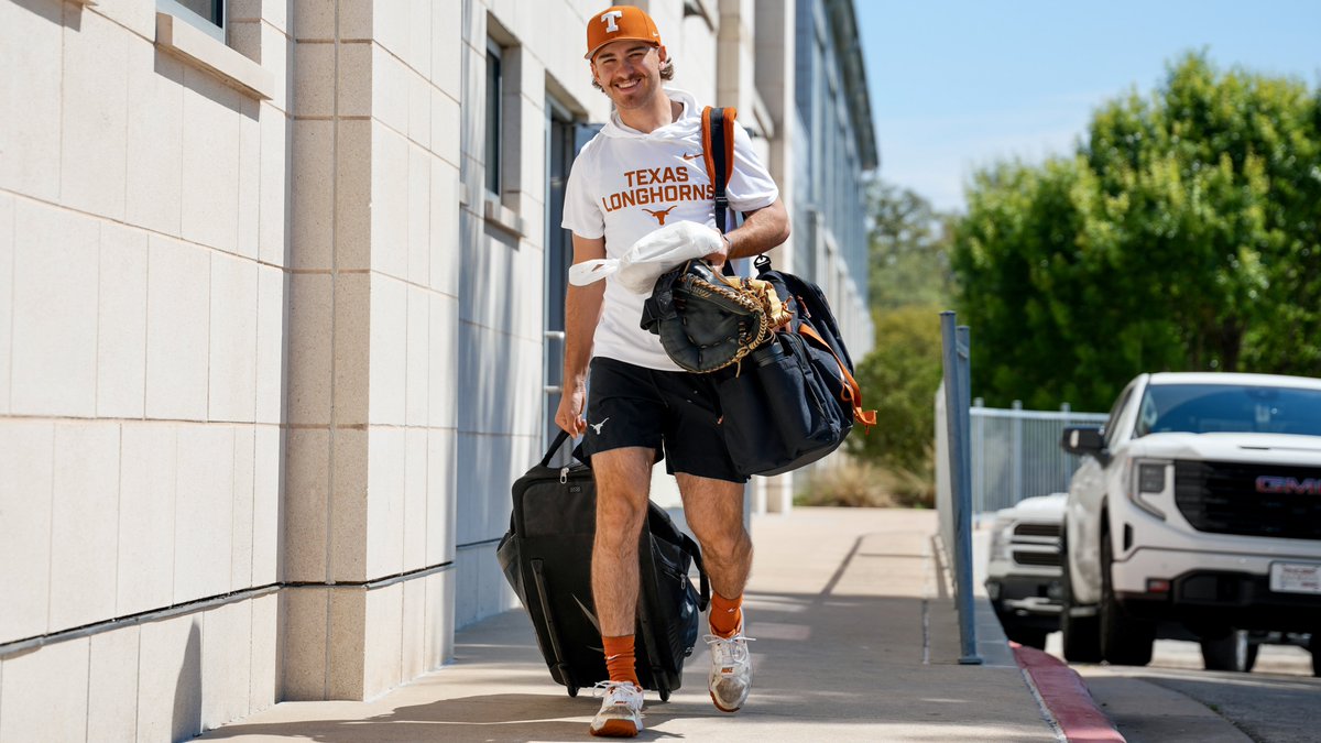 Texas Baseball tweet media