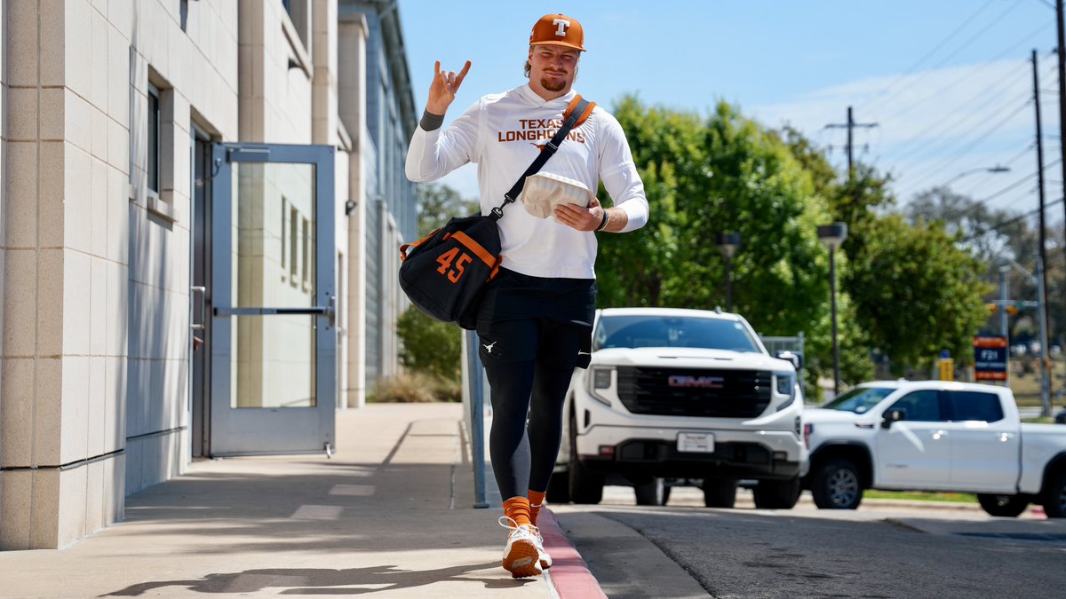 Texas Baseball tweet media