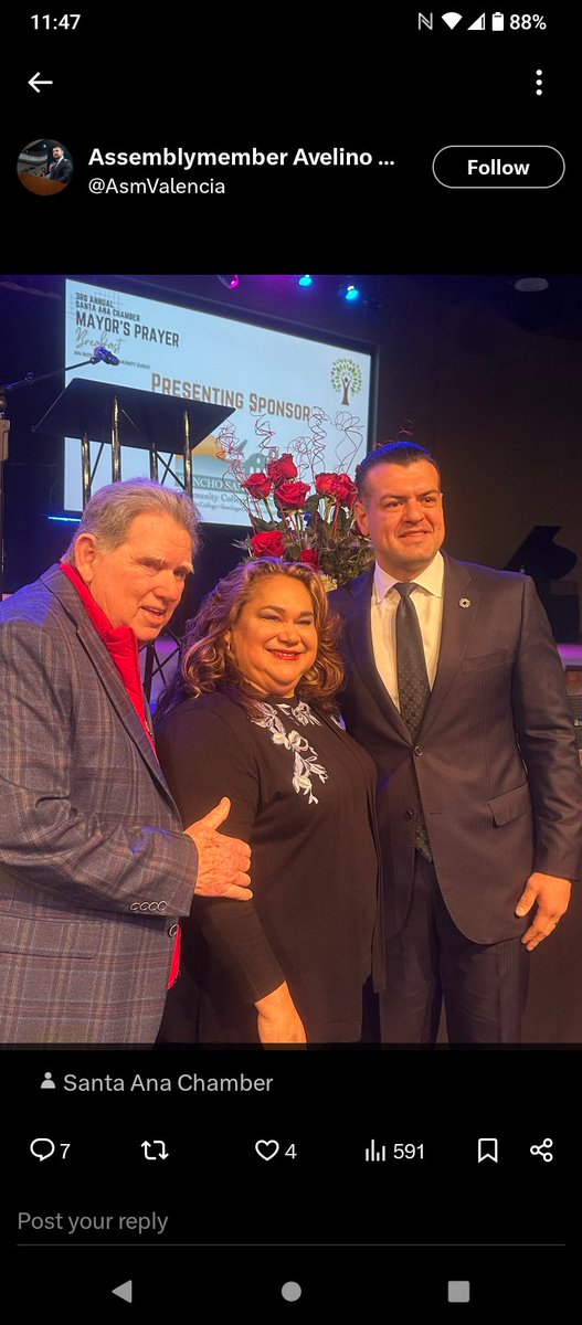 Santa Ana tweet media