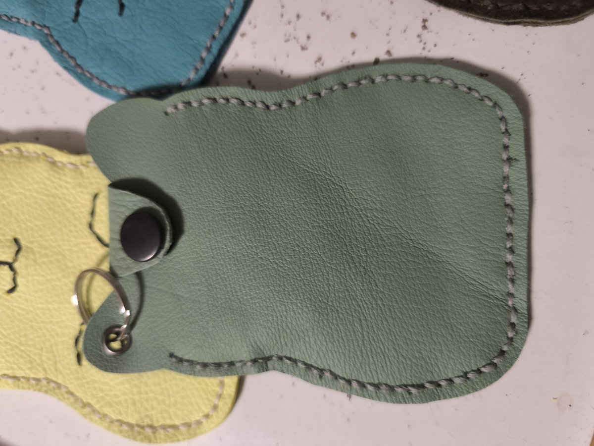 EmotionalPlüsch🐺🐢🐲🦕🦩und Menschin👩 tweet media