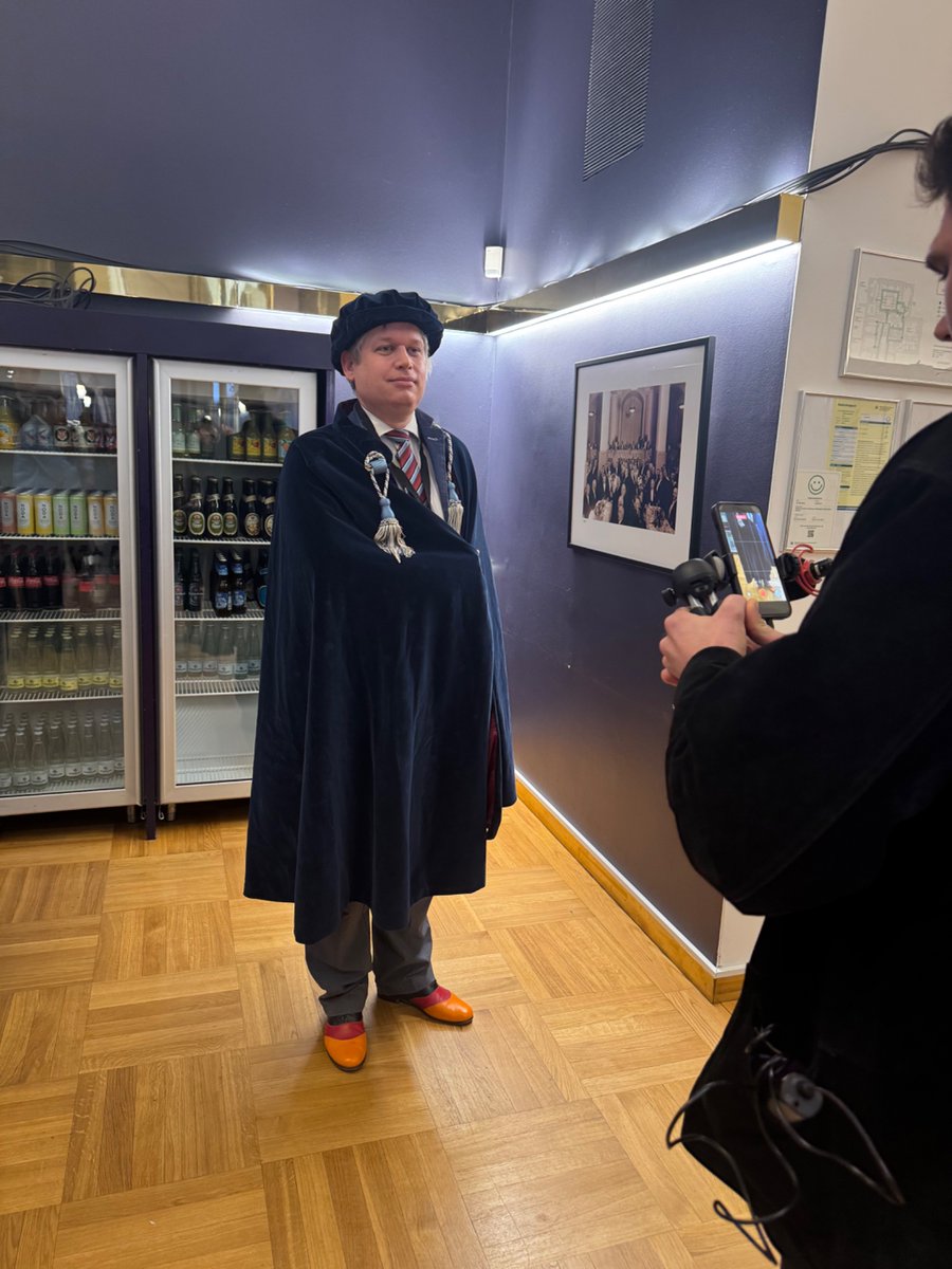 NicolaiDandane1's tweet photo. Rasmus Paludan er ankommet på Christiansborg. https://t.co/jUMMai6OZj