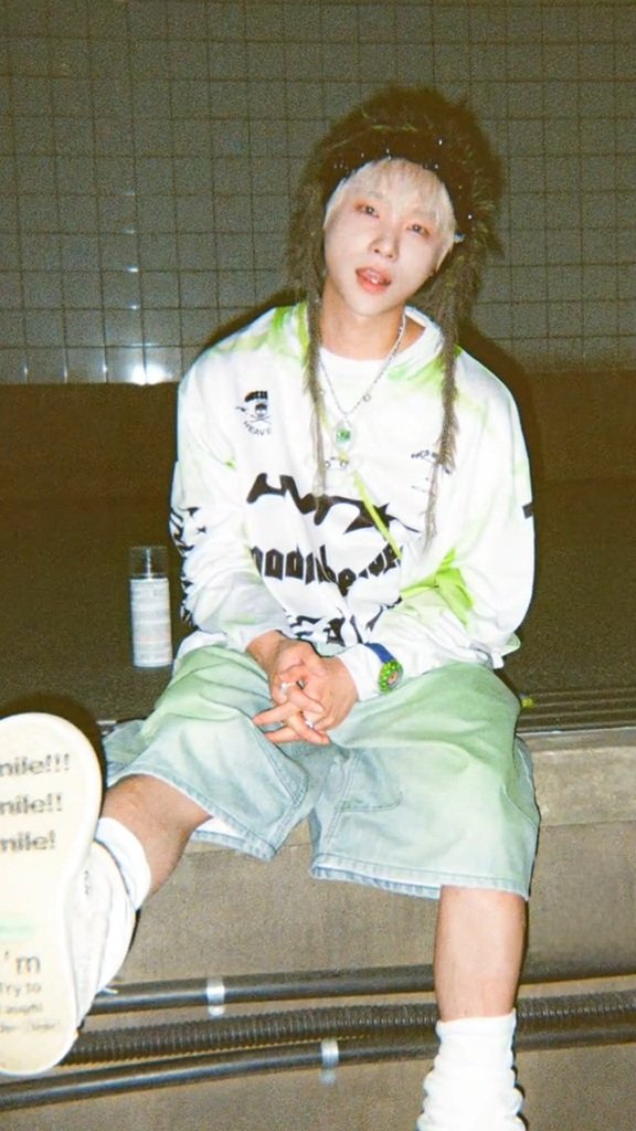 JINHWAN ARCHIVE tweet media