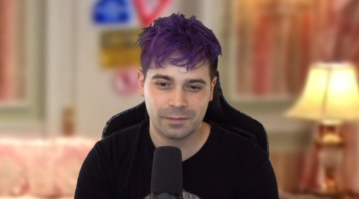 Daily Damien Haas tweet media