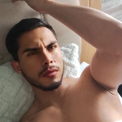 andrespc_2010's tweet photo. #NuevaFotoDePerfil https://t.co/q05kZmKFIJ