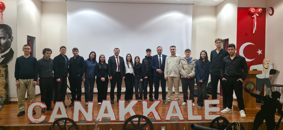 DvanFen's tweet photo. 18 Mart Çanakkale Zaferi ve Şehitleri Anma Günü programında emeği geçen öğretmenlerimiz  Abdurrahman TOMAK,Ümit DÜLGER,Macit Emre SOYOCAK,Ümit DÜLGER ve  Nuriye AKTÜRK ile katkı sağlayan değerli öğrencilerimize teşekkür ederiz. https://t.co/4hdDlcXGGh