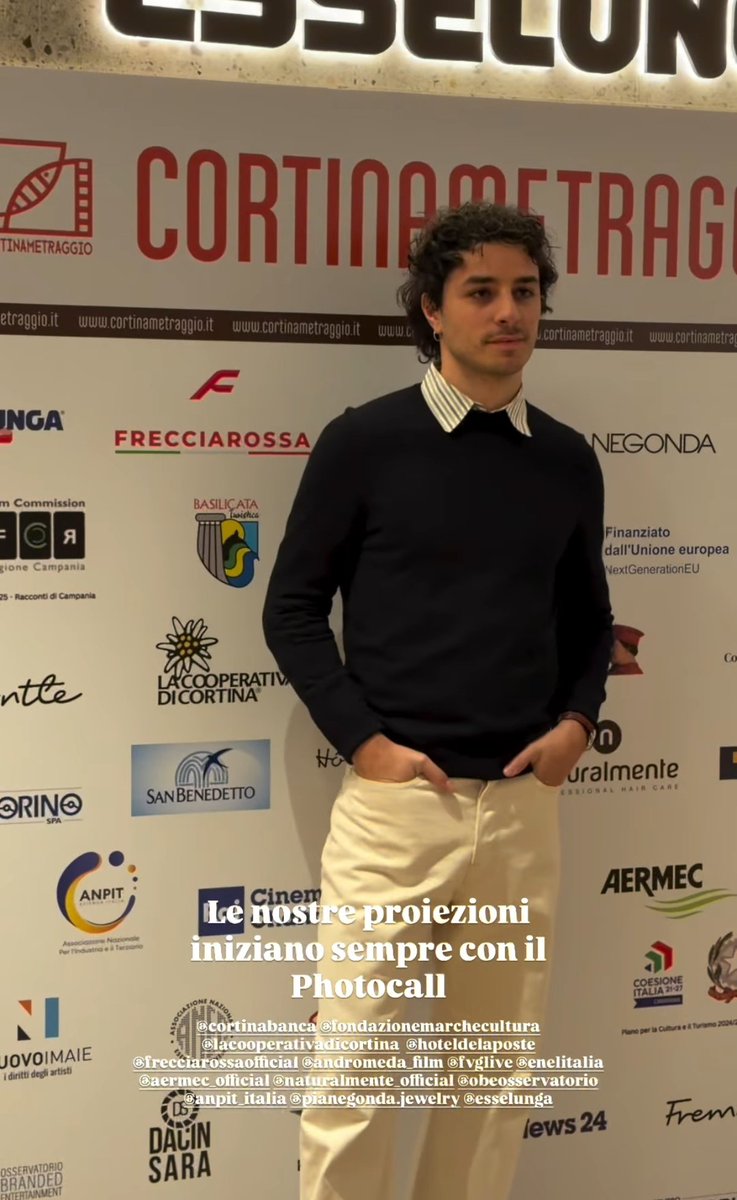 gavinoupdates's tweet photo. Damiano al festival Cortinametraggio 

storia di cortinametraggio https://t.co/iYMTVWOqUk