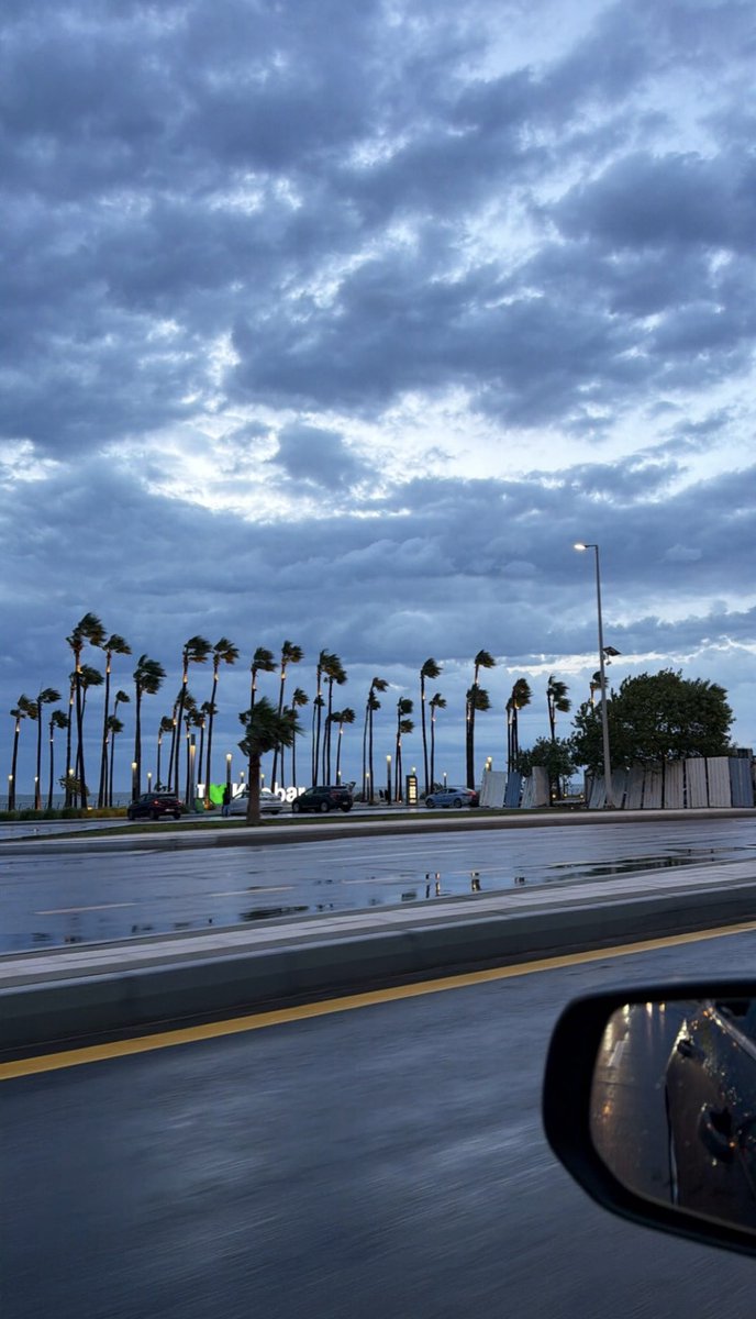 تـايقر tweet media