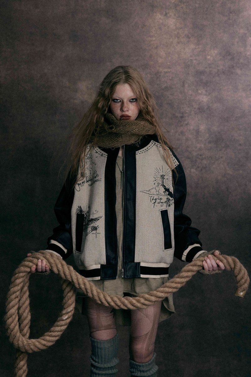 ErmanaricGothic's tweet image. A fusion of digital printing and classic bomber design. Stand collar, zipper closure, and a relaxed, loose fit. Perfect for any casual rotation.

Shop the drop: ermanaric.com/jd9vm

#Streetwear #VarsityStyle #BomberJacket #UrbanFashion #GothicFashion #OutfitInspo