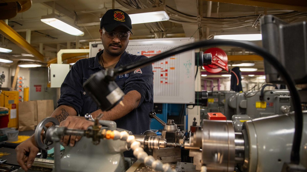 U.S. Central Command - Arabic tweet media