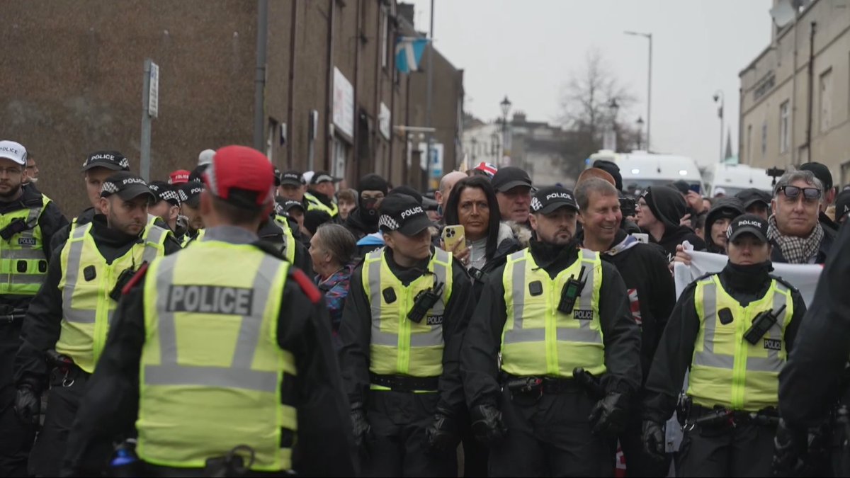 Channel 4 News tweet media