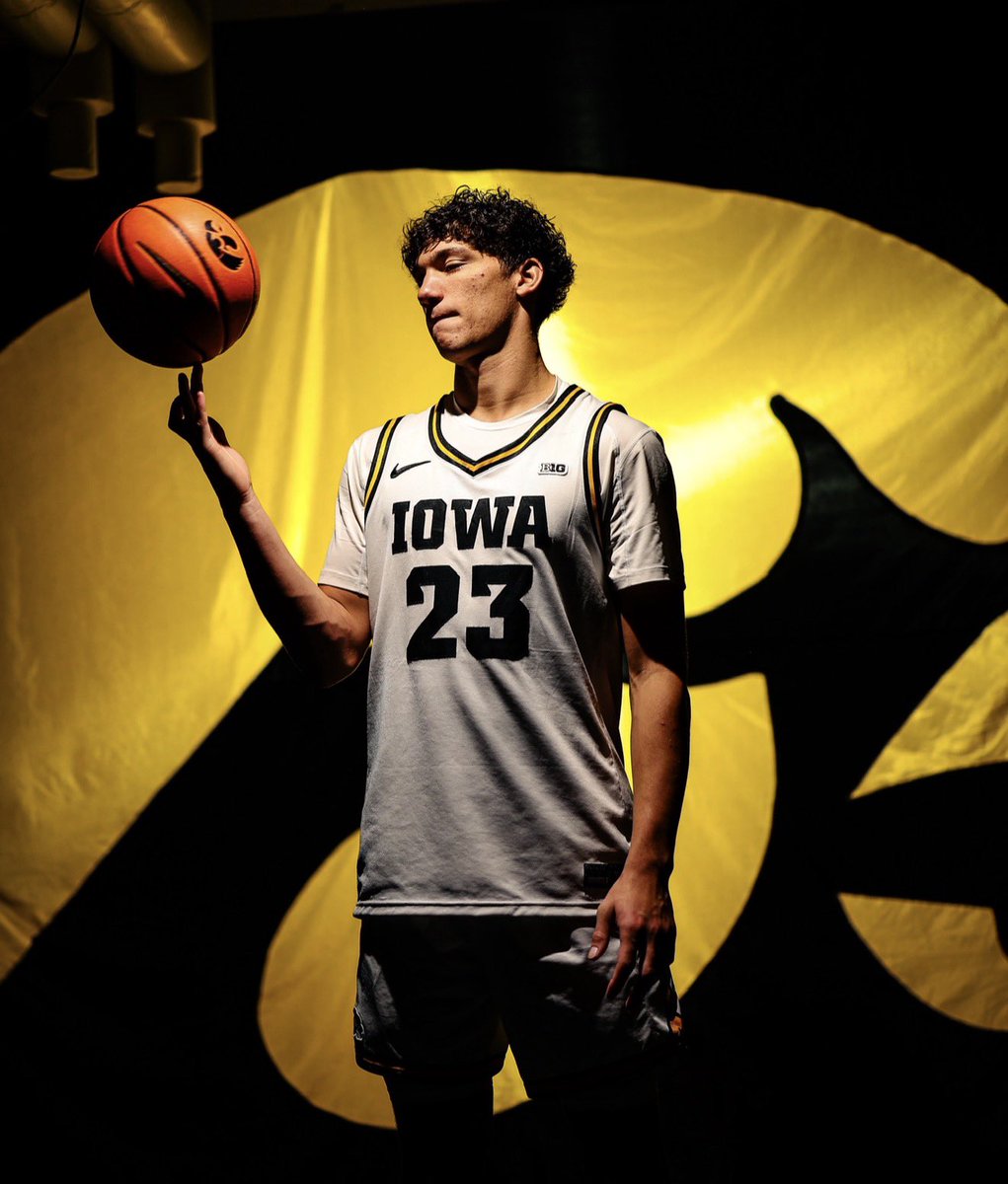 Iowa Men’s Basketball tweet media