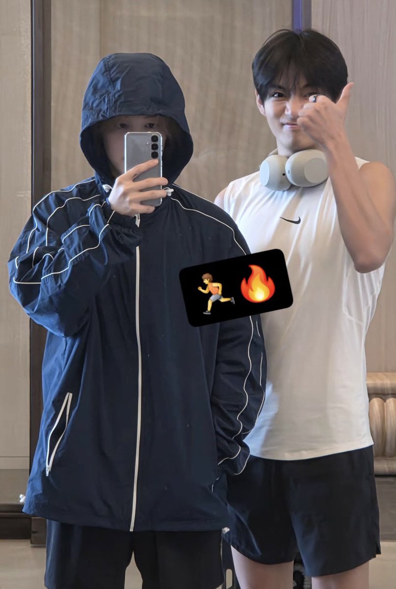 みょー tweet media