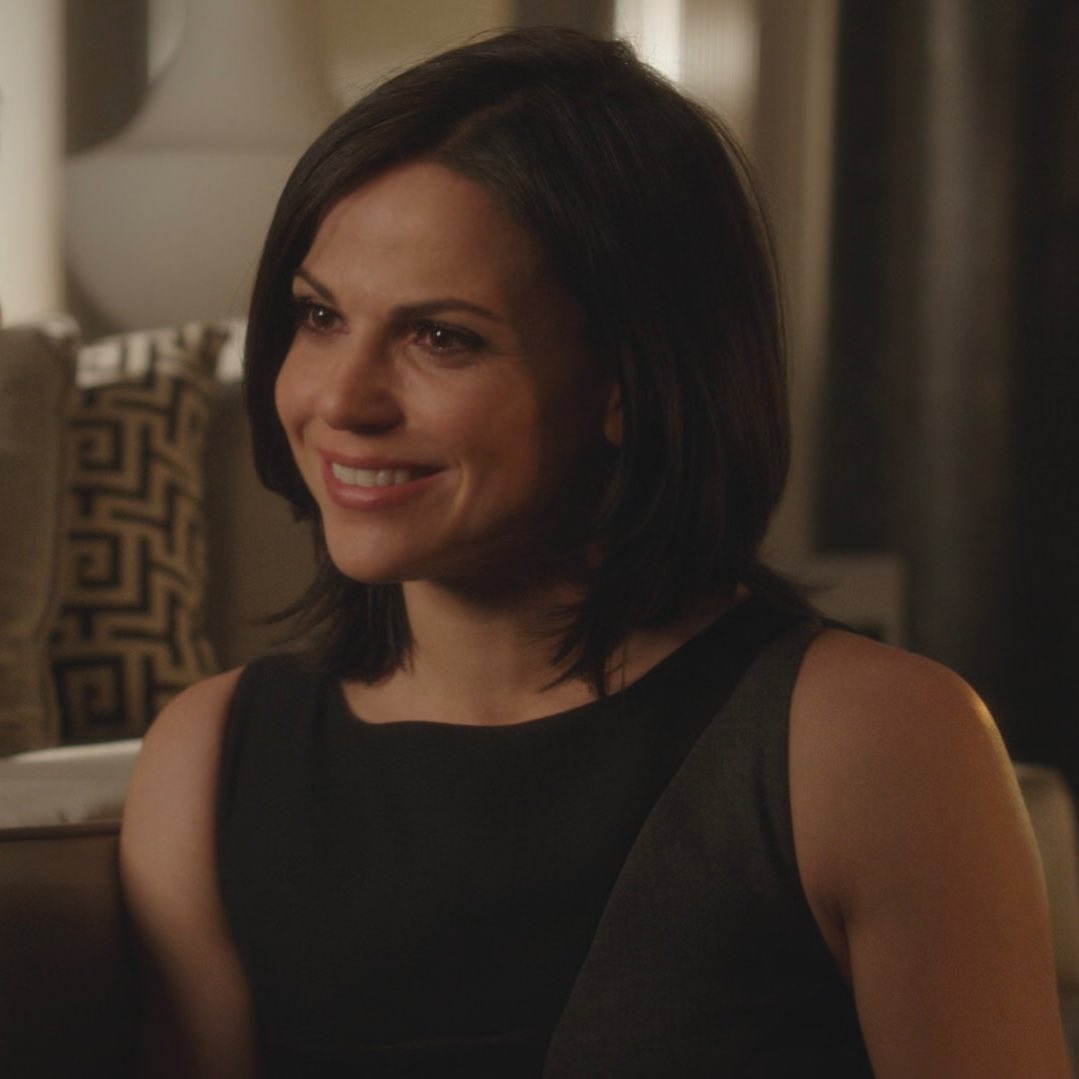 daily regina mills tweet media