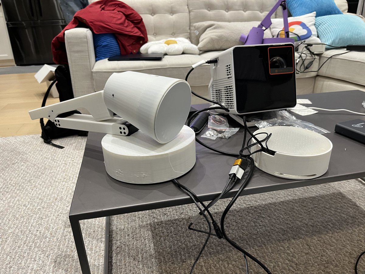 geos1l's tweet photo. Had a great time building LeLamp from @humancomplab last night! 

Super cool robot and fun kit experience. If you guys haven’t seen it already you should check it out.

P.S. @SarkaryShahvir I’d love to pilot 🙏 https://t.co/BgFgQcPsHD