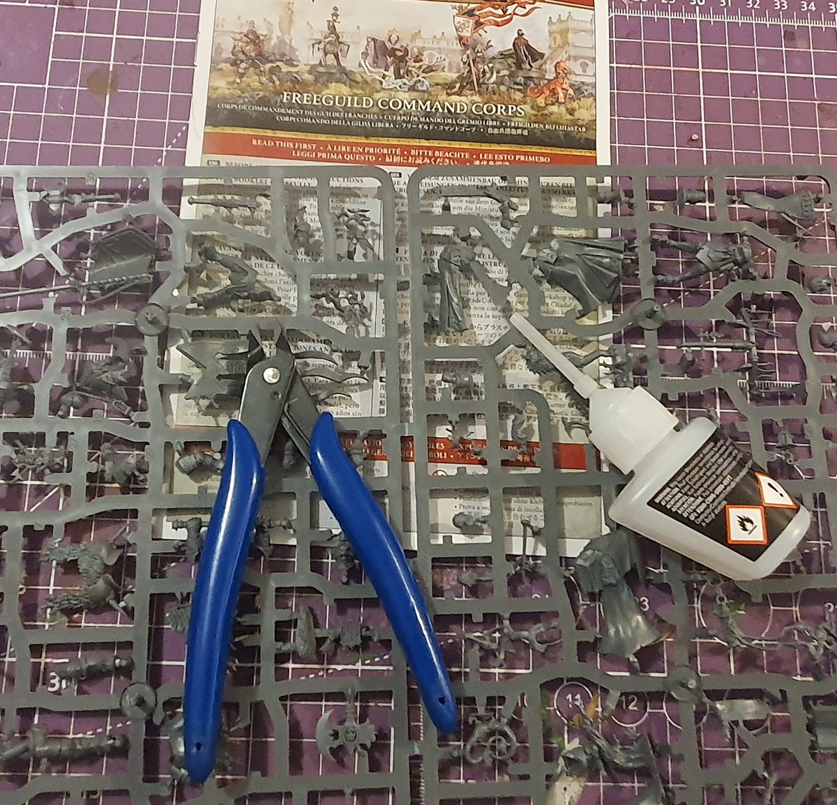 HeartShapedTear tweet media