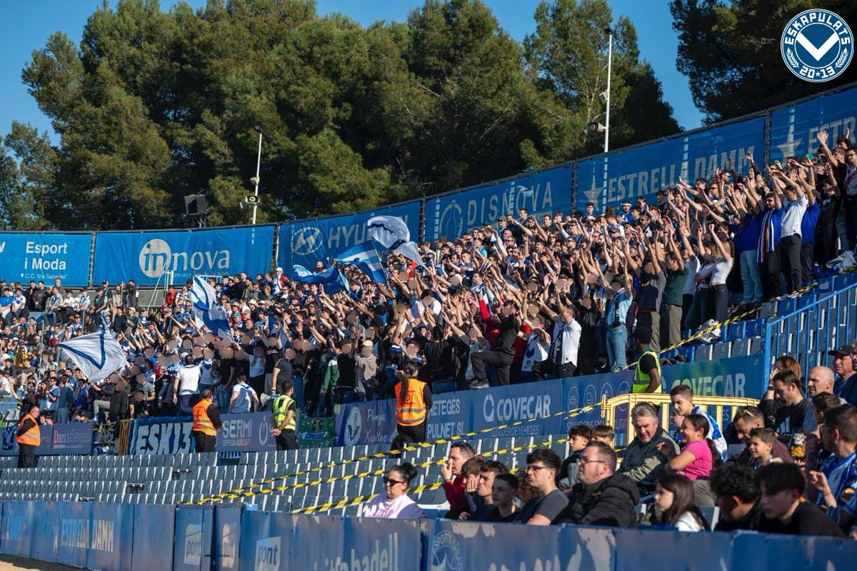 Eskapulats tweet media