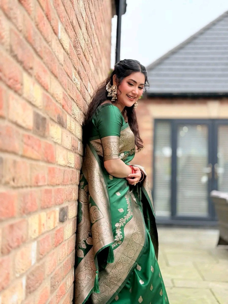Mahmuda_Shaina's tweet photo. Khud se mohabbat..
sabse khoobsurat aadat ❤️❤️
Photo credit: Hasan Ecu Fahmida Amin Rupa https://t.co/8qQySPJoCE