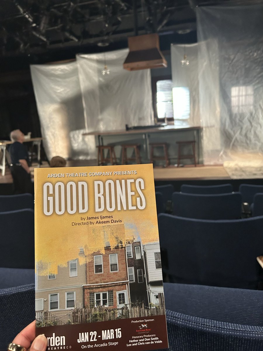 Afro_blue32's tweet photo. @ArdenTheatreCo #GoodBones #Brava https://t.co/O6GMLwyq5e