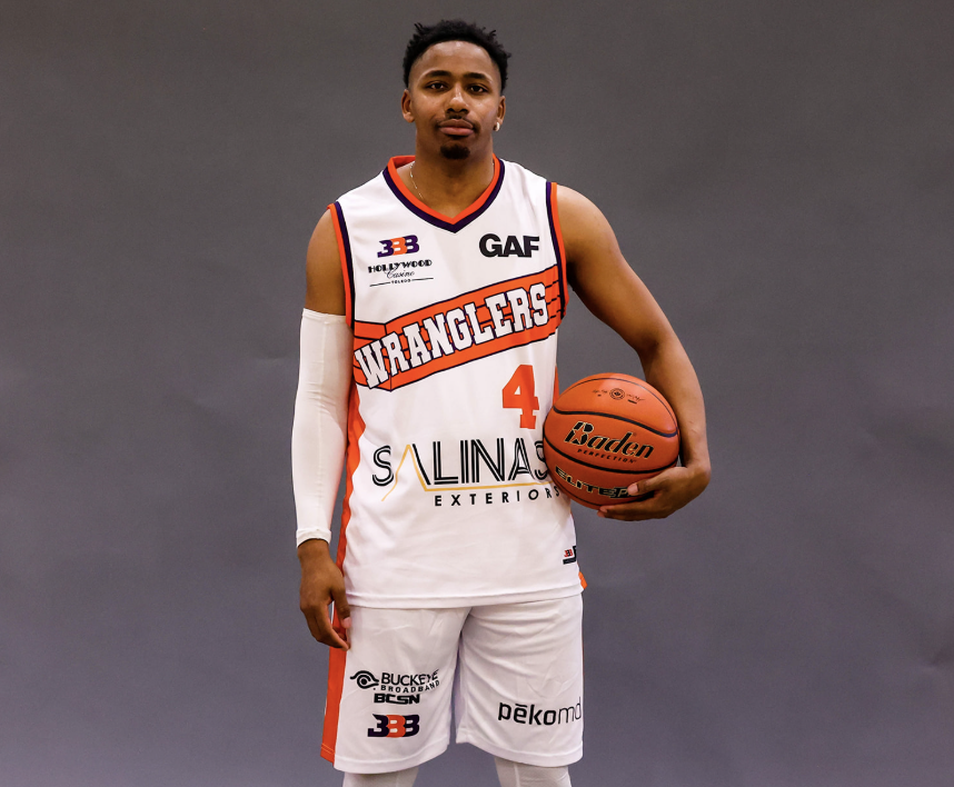 atblsubstack's tweet photo. League Leaders are already making some noise in the @TBLproleague: 

Points: @Chris_Darington (@gcWranglers) - 39.3 ppg.
Rebounds: @JoelPolius  (@CYMBasketball) - 16.2 rpg.
Assists: Chuck Guy (@PotawatomiFire) - 10.4 apg. 
Blocks: Timothy Ighoefe (@EnidOutlaws) - 3.5 bpg. https://t.co/5boY94j0LG