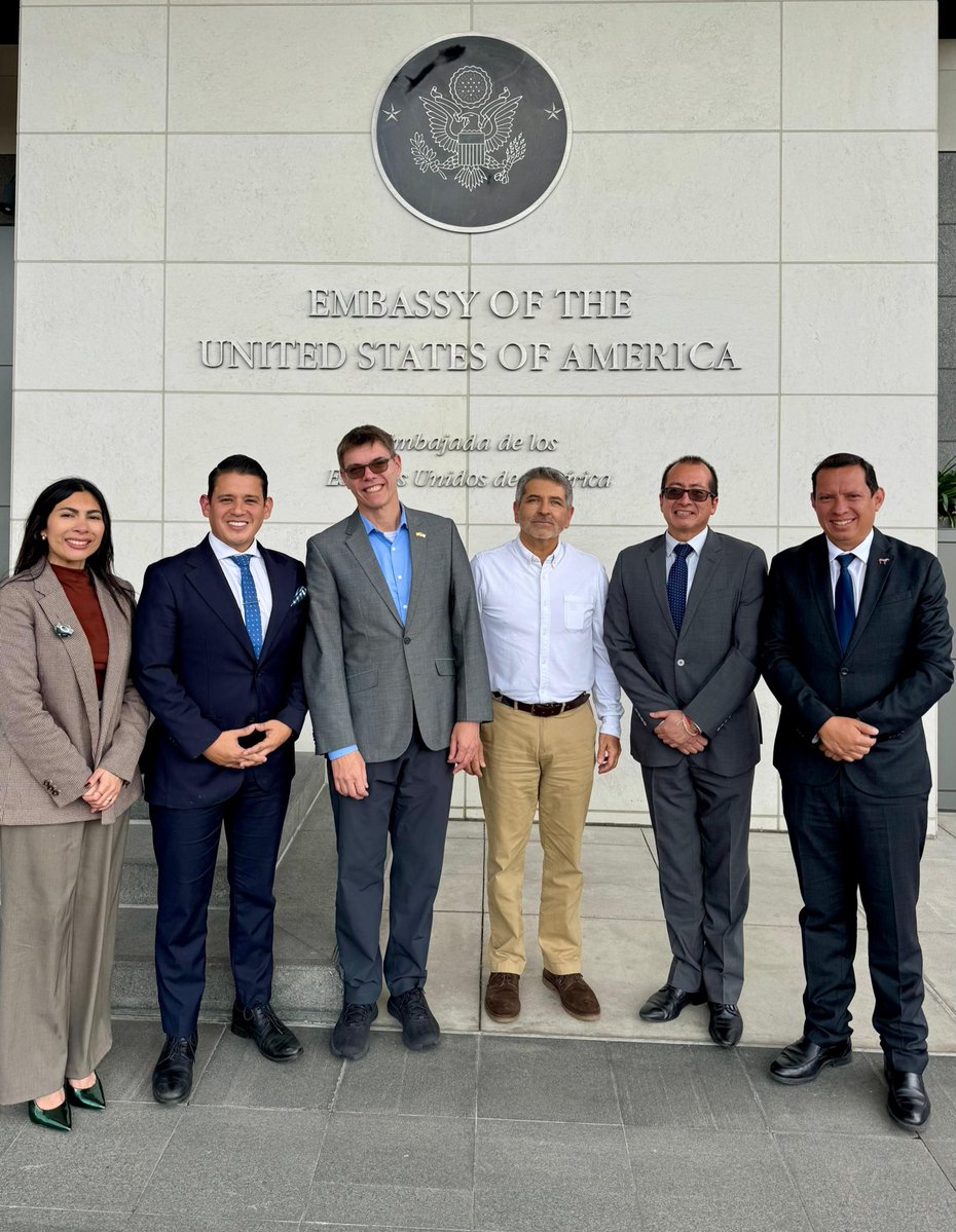 Arcsa Ecuador tweet media