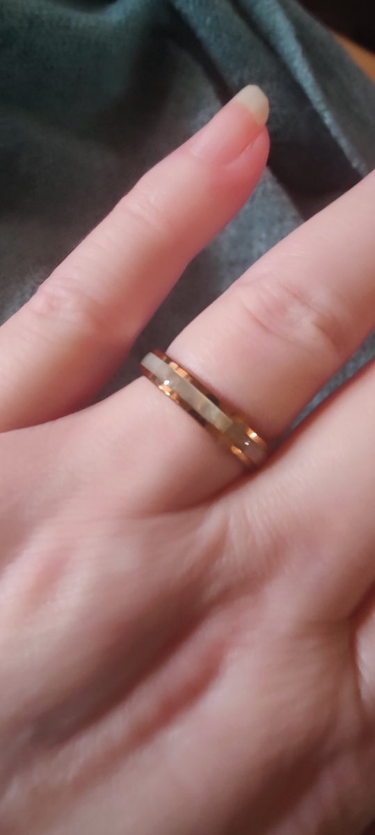 Dee Duhble tweet media