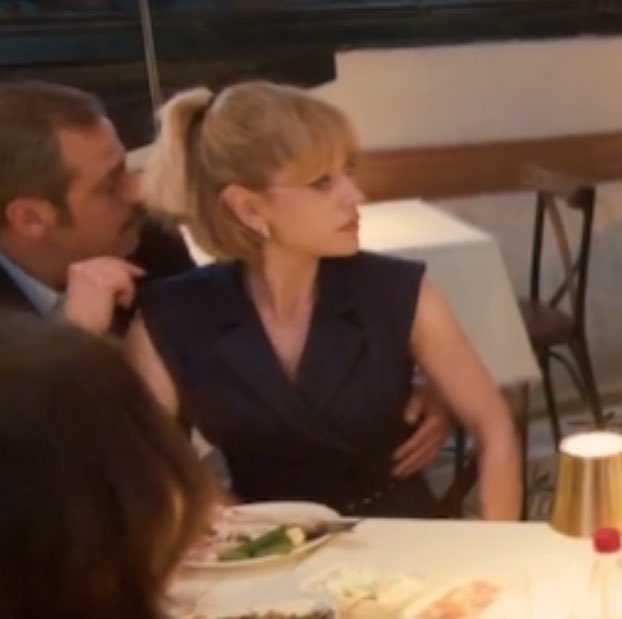 𝓜𝓪𝓻𝓲𝓪 tweet media