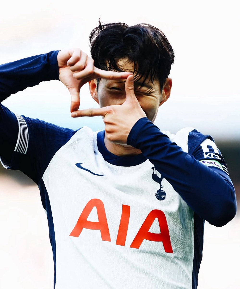 The translator tweet media