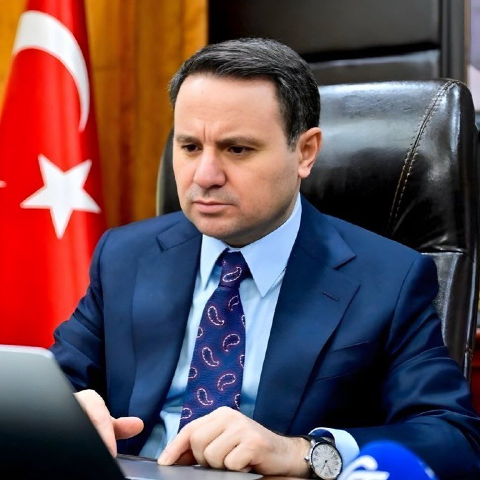 ajansmuhbir1923's tweet photo. Adalet Bakanı Akın Gürlek’in kayıtlarını usulsüz sorgulayan tapu teknikeri D.A. tutuklandı. https://t.co/BsQlrfN26i