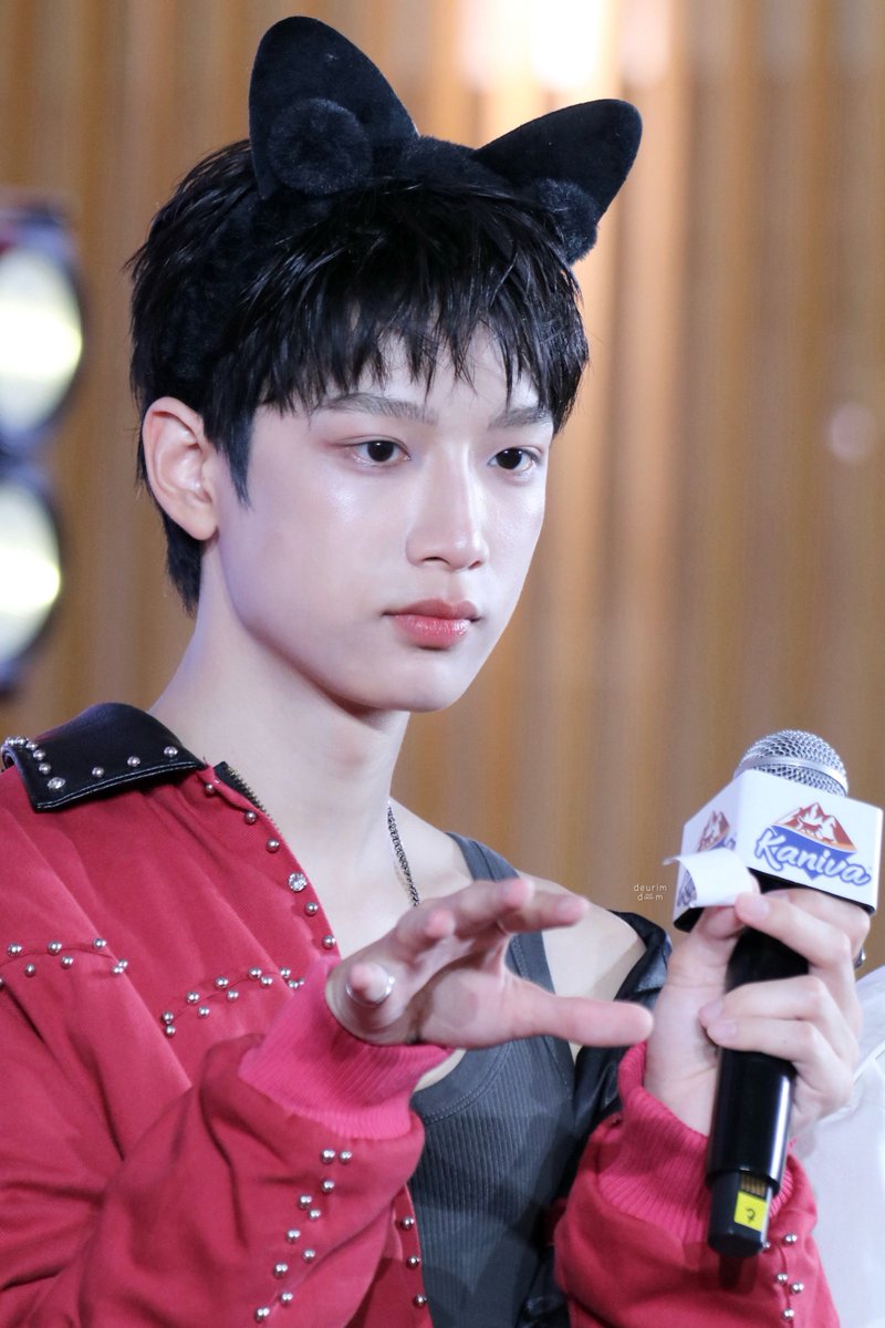 dꔛm✨ tweet media