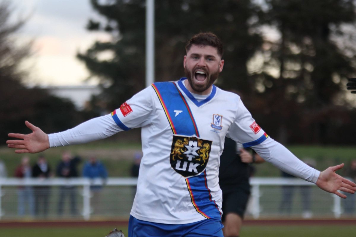 Enfield Town FC tweet media