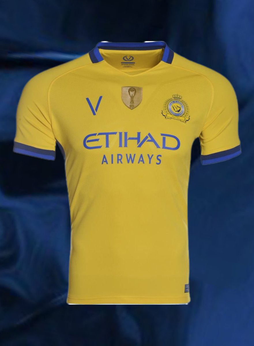 𝐹𝐴𝑅𝐼𝑆 tweet media