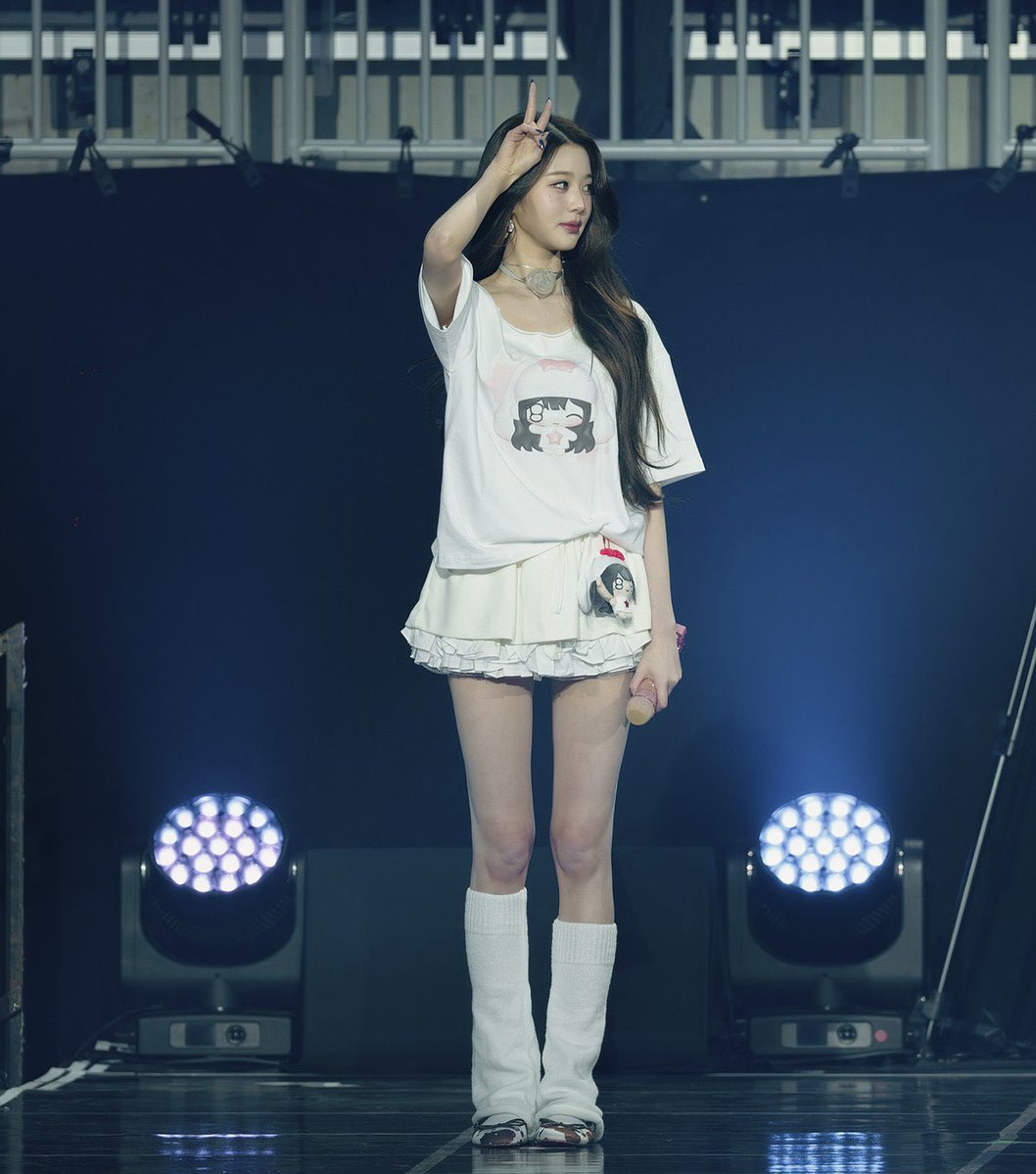 e ୨ৎ 󠀠 tweet media