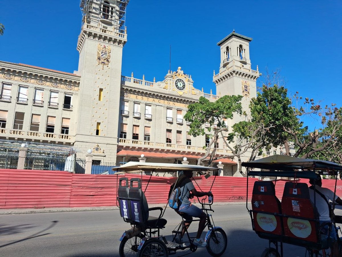 Yoani Sánchez tweet media