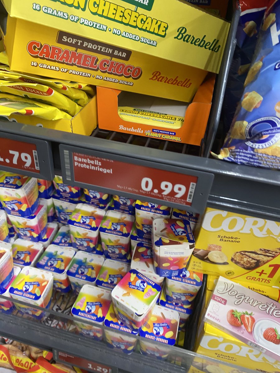 aylin ‧₊˚ 💋 ‧₊˚ tweet media