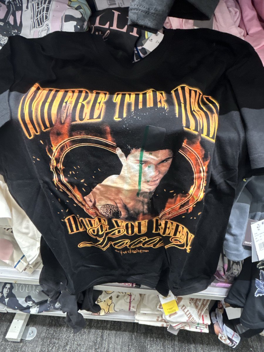 mia⸆⸉ ✩ tweet media