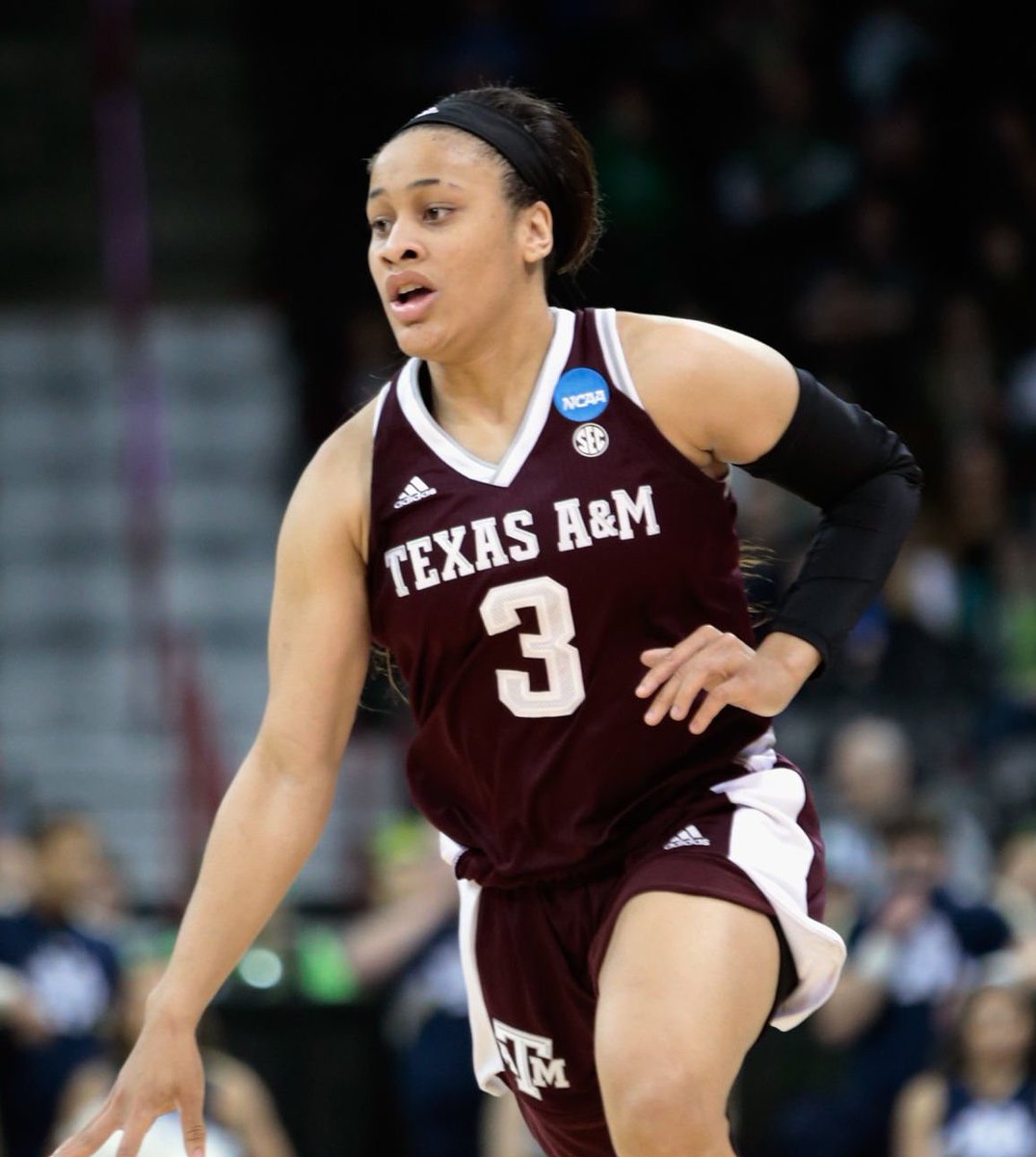 I talk hoops 🏀 tweet media