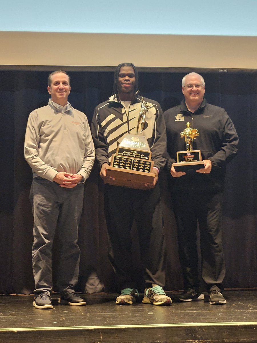 Naismith Awards tweet media