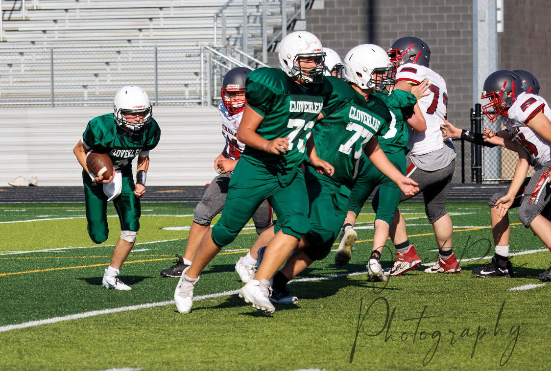 AndyFryger2030's tweet photo. Pulling with speed and purpose—get out, find work, finish violent.
#OffensiveLine #Trenches #EarnedNotGiven https://t.co/oletLKqfa9
