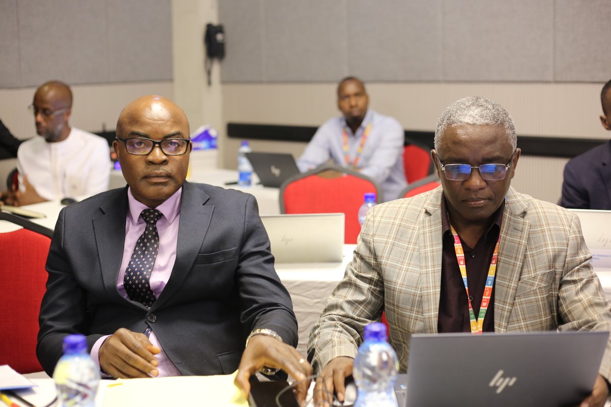 iwacuinfo's tweet image. Ce mardi 24 mars 2026, le gouvernement du @BurundiGov , en partenariat avec @FAOBurundi , a lancé à #Bujumbura un atelier sous-régional de trois jours réunissant sept pays : le #Gabon, #SaoTomé-et-Principe, la #Guinée équatoriale, le #Burundi, le #Cameroun, le #Congo et le