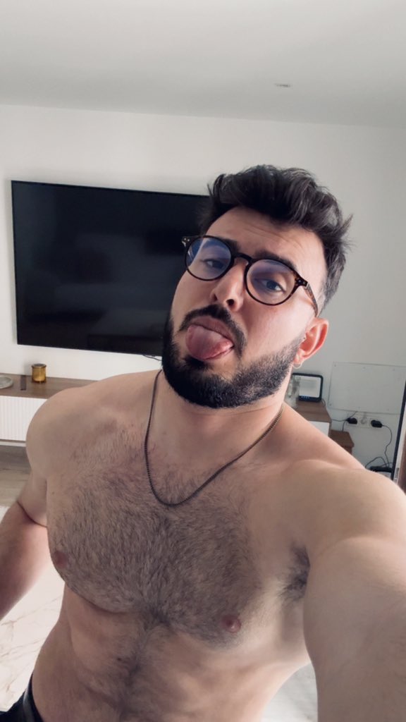 Carlos S tweet media